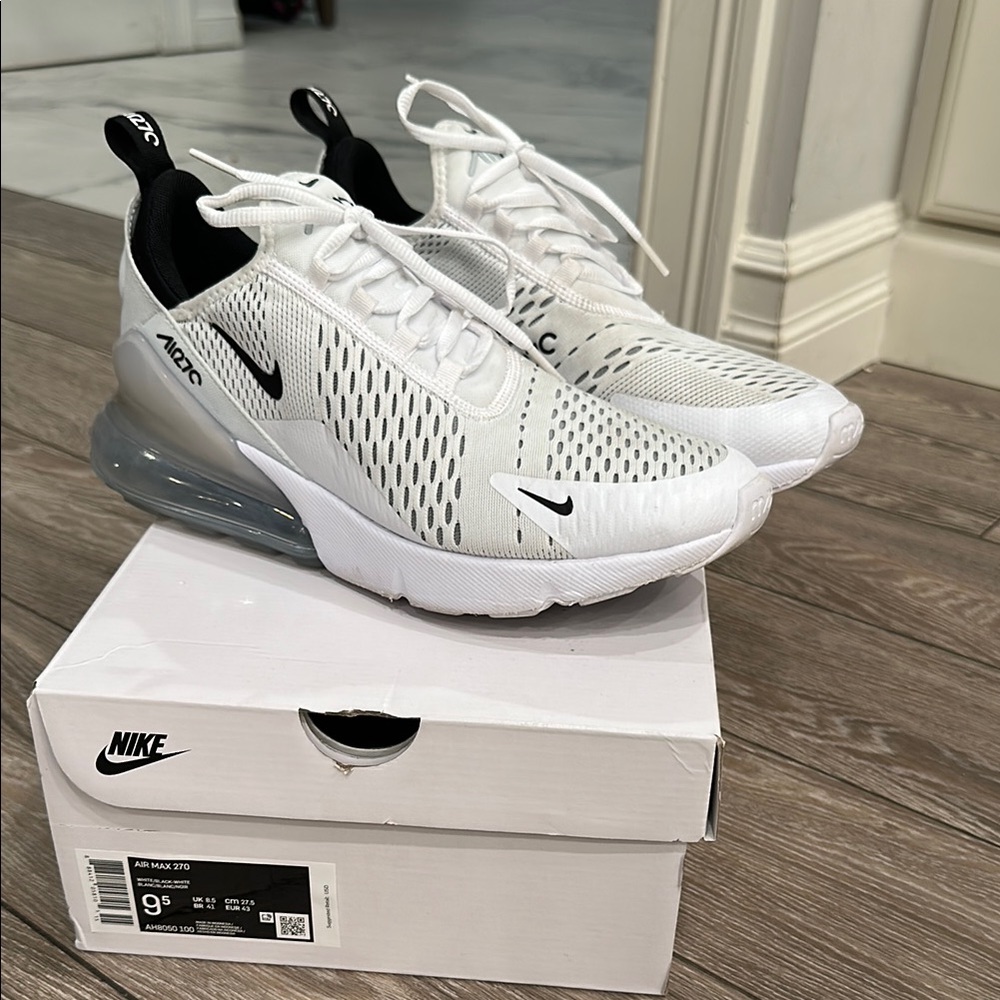 Nike White Black Sneakers with Breathable Mesh and Sleek Design